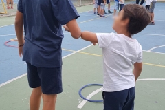 «Γίνε βοηθός, μεγάλος αδερφός»  (3)