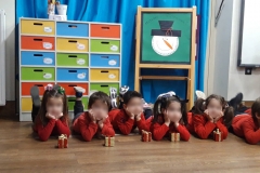 Κλίμα Χριστουγέννων στα μικρά τμήματα του Παιδικού (7)