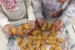 Πασχαλινά κουλουράκια (5)